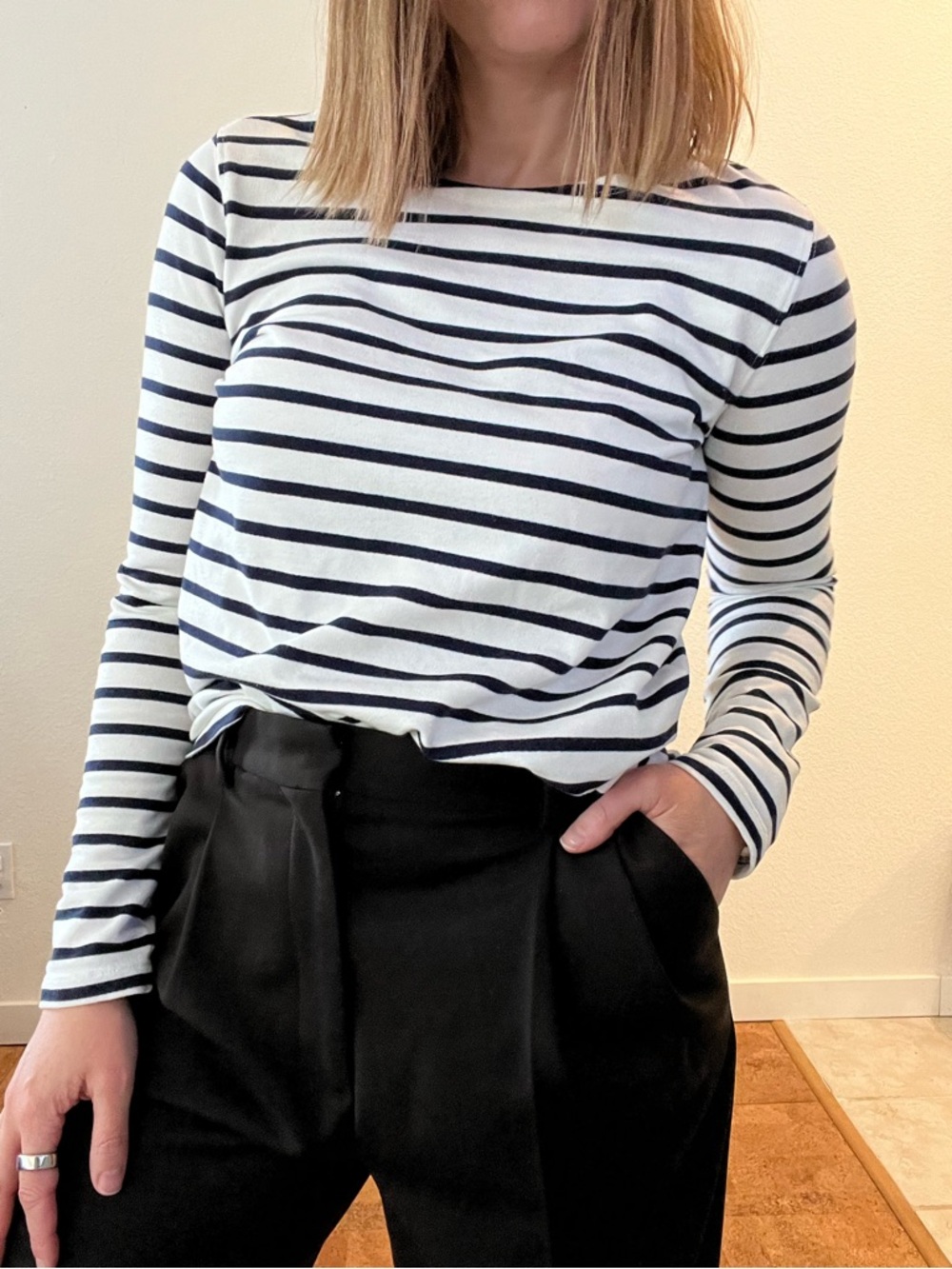 Striped Long-Sleeve Boatneck Top - White & Navy